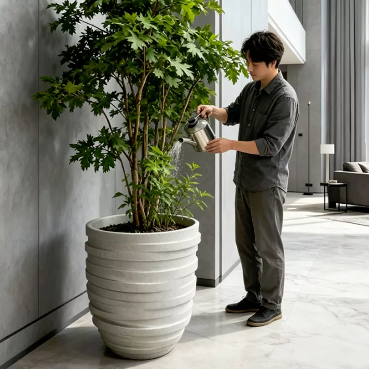 FCustomizable Large Fibreglass Planter